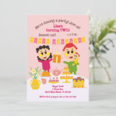 ベビーガール二歳の誕生日の甘いケーキの招待 招待状 (スタンド正面)