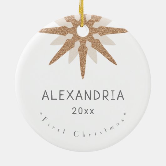 ベビーガール初めてのクリスマスピンクスノーフレーク写真 セラミックオーナメント (裏面)