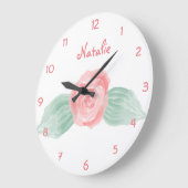 ベビーガール子供部屋デコールピンクローズパーソナライズされた ラージ壁時計 (傾斜)