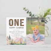 ベビーガール素朴ワンハッピーキャンパー誕生日 招待状 (スタンド正面)