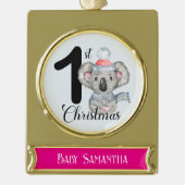 ベビーガール1stクリスマスシーズンのコアラ記念 ゴールドプレートバナーオーナメント (正面)