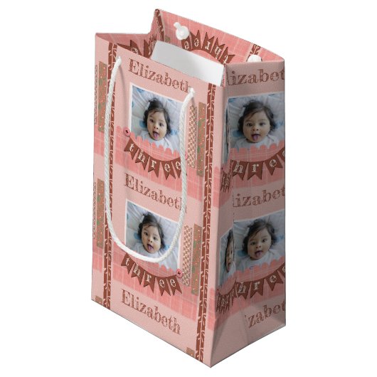 ベビーガール3rd誕生日ピンクスクラップブック スモールペーパーバッグ (正面アングル)