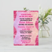 ベビーガール – ピンク迷彩柄をテーマにしたベビーシャワー招待状 招待状 (スタンド正面)