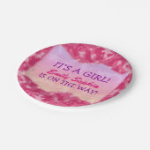 ベビーガール – ピンク迷彩柄をテーマにしたベビーシャワー ペーパープレート (アングル)