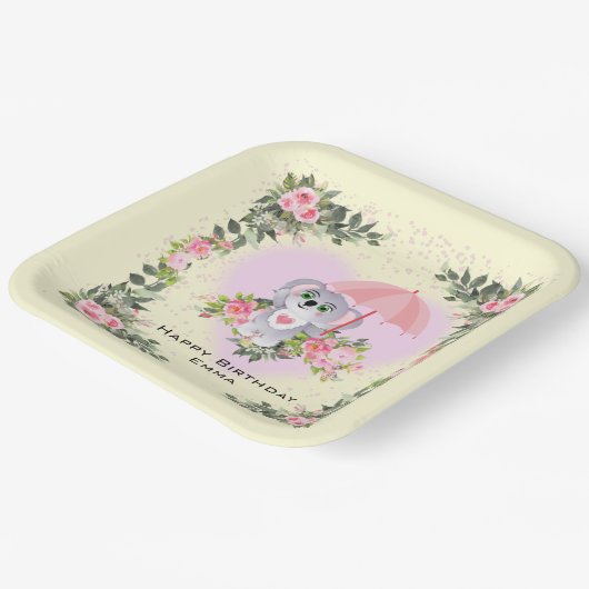 ベビーコアラ |黄色パーソナライズされた誕生日 ペーパープレート (傾斜あり)