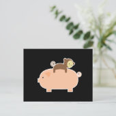 ベビーサルが豚に乗る ポストカード (スタンド正面)