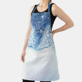 ベビーザコールドアウタータイポグラフィ冬の雪の木 エプロン (インサイチュ)