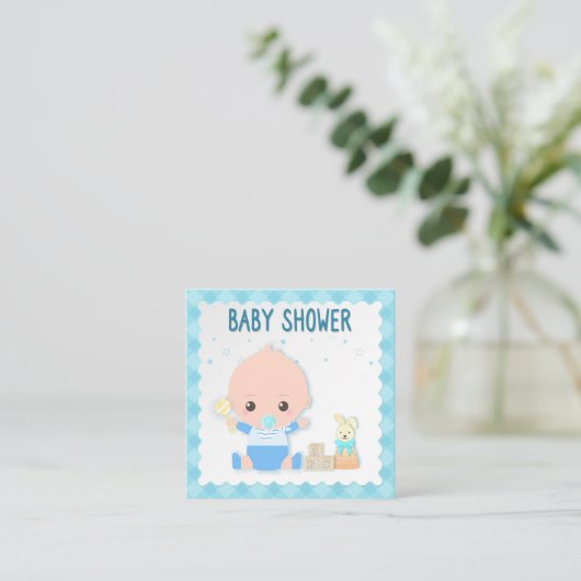 ベビーシャワーのカード、男の赤ちゃんおよびおもちゃ。 挨拶状 エンクロージャーカード (スタンド正面)