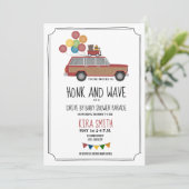 ベビーシャワーの木製SUVワゴンの主要なおもちゃを通るドライブ 招待状 (スタンド正面)