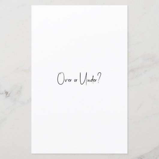 ベビーシャワーゲームのオーバーまたはダウン？ (裏面)