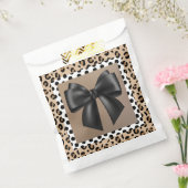 ベビーシャワー白黒ブラウン – アニマルプリント – ボウ フェイバーバッグ (封をした状態)