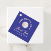 ベビーシャワー私たちは月の上にあるおもしろい 男女兼用 フェイバータグ (インサイチュ)