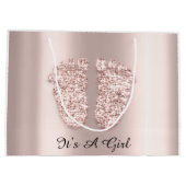 ベビーシャワー足それが女の子の名前バラ赤面 ラージペーパーバッグ (裏面)