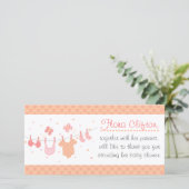 ベビーシャワー: clotheslineのベビーの衣服 サンキューカード (スタンド正面)