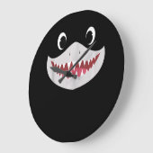 ベビーシャークハロウィン – かわいいサメの贈り物 ラージ壁時計 (傾斜)