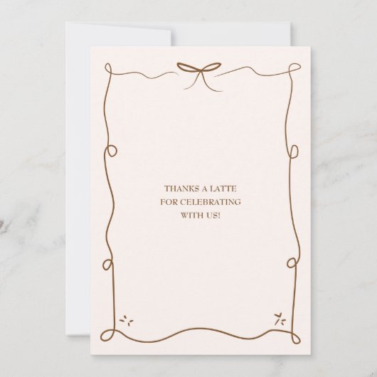 ベビーシンプルがコーヒーの赤ちゃんシャワーを醸造している 招待状 (裏面)