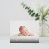 ベビーシンプルフォトスクリプトピンクガール誕生 案内ポストカード (スタンド正面)