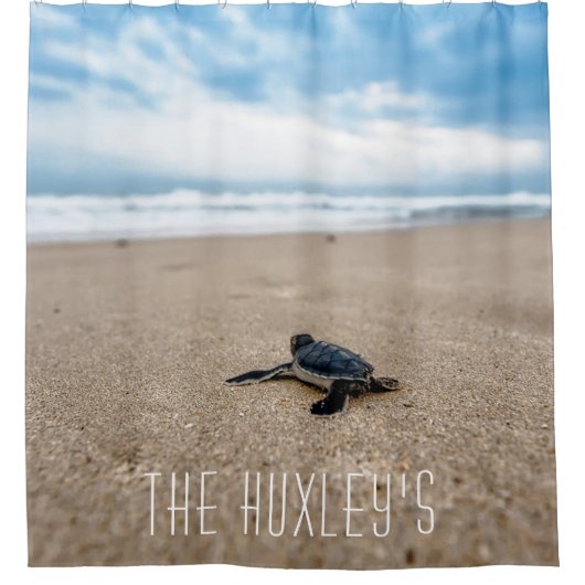 ベビーシータートルのモノグラムシャワーカーテン シャワーカーテン (正面)