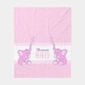 ベビーゾウがピンク色にストライプ名前をカスタムする フリースブランケット (正面)