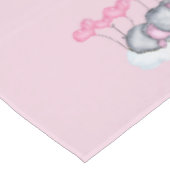 ベビーゾウとピンクラブハートバルーンカスタム テーブルクロス (アングル)