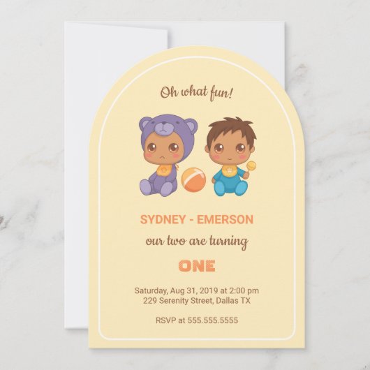 ベビーツインズファースト誕生日ボーイパープルベアーイエローI 招待状 (正面)