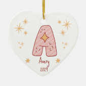 ベビーパーソナライズされたガールの初めてのクリスマスハート セラミックオーナメント (正面)