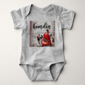 ベビーパーソナライズされた体スーツカントリーウッド鍵へ ベビーボディスーツ (正面)