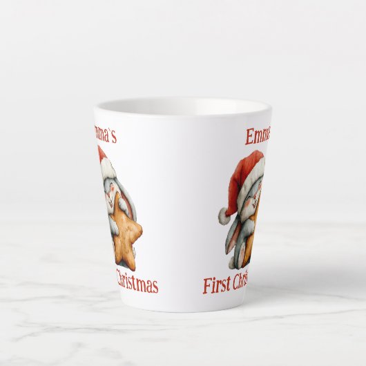 ベビーパーソナライズされた初めてのクリスマスバニー カフェラテマグ (正面)