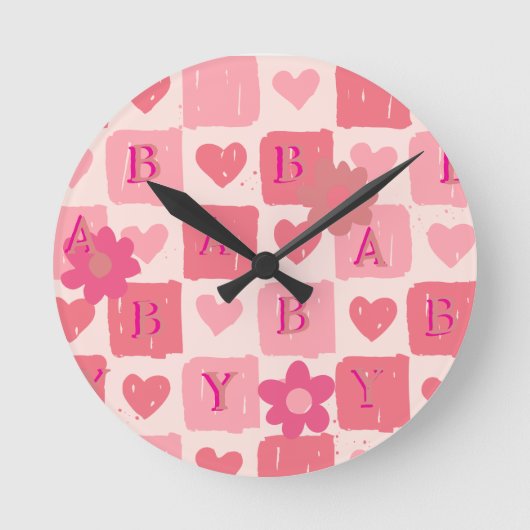 ベビーピンクのハート ラウンド壁時計 (正面)