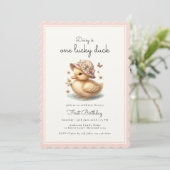 ベビーピンクガールラッキーダックファースト誕生日 招待状 (スタンド正面)