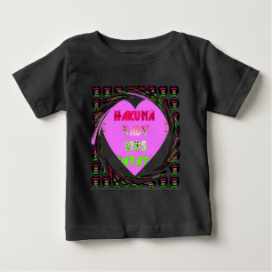 ベビーピンクハートハクナマタタベビーキッズデザイン.p ベビーTシャツ