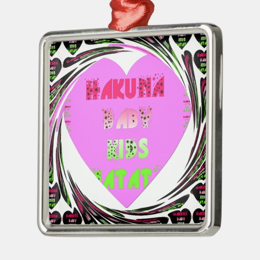 ベビーピンクハートハクナマタタベビーキッズデザイン.p メタルオーナメント (左)