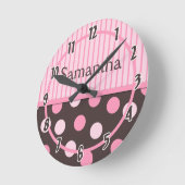 ベビーピンクモダンモダン水玉模様パーソナライズされた時計 ラウンド壁時計 (傾斜)