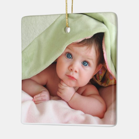 ベビーフォトオーナメントと誕生統計ピンクドット セラミックオーナメント (左)