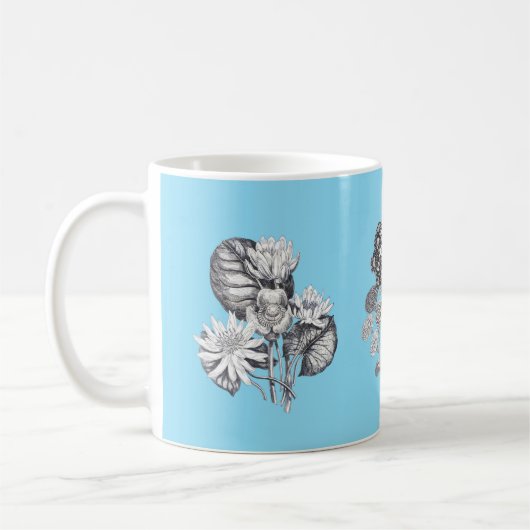 ベビーブルーの背景にモノクロの花 コーヒーマグカップ (左)