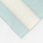 ベビーブルー&ホワイトビクトリアンコテージストライプスタイル フリースブランケット (角)