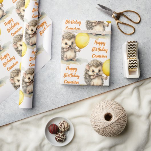 ベビーヘッジホッグ男女兼用パーソナライズされた誕生日 ラッピングペーパー (クラフト)