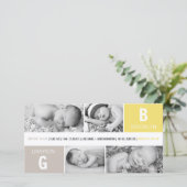 ベビーモノグラムボーイガールツインズ4フォトイエロー誕生 案内状 (スタンド正面)