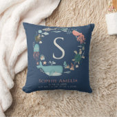 ベビーモノグラム誕生統計ブルーアンダーザシー クッション (ブランケット)