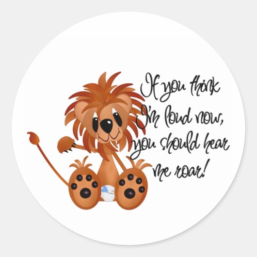 ベビーライオンが吠えるTシャツと贈り物を聞く ラウンドシール (正面)