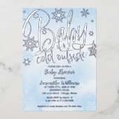 ベビー冬の外は寒い男の子の赤ちゃんシャワーフォイル 箔招待状 (正面)