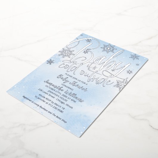 ベビー冬の外は寒い男の子の赤ちゃんシャワーフォイル 箔招待状 (回転した状態)