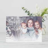 ベビー冬の日の外は寒いクリスマスフォト シーズンカード (スタンド正面)