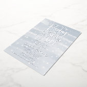 ベビー冬の男の子の赤ちゃんシャワー外が寒い 箔招待状 (回転した状態)