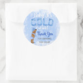 ベビー冷たいスノーフレーク青のエスニック・ボーイ・シャワー ラウンドシール (バッグ)