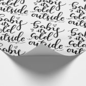 ベビー冷たい外側の手書きの黒い原稿 ラッピングペーパー (角)