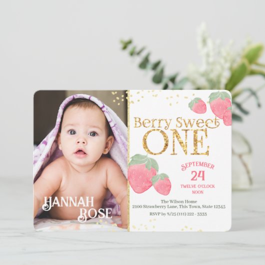 ベビー初の甘いイチゴ誕生日と写真 招待状 (スタンド正面)