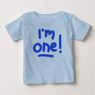 ベビー初の誕生日- 「私は一人だ!」 ベビーTシャツ