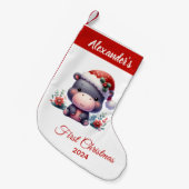 ベビー初めてのクリスマスかわいいヒッポパーソナライズされた スモールクリスマスストッキング (正面 (吊り時))