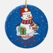 ベビー初めてのクリスマスかわいい雪だるまモダン色 セラミックオーナメント (裏面)
